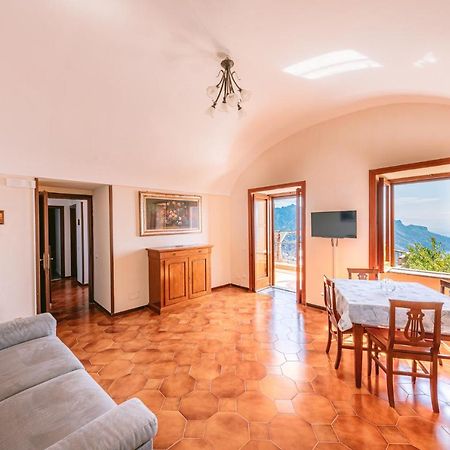 Appartamento Anna In Villa Laura Scala Exterior foto