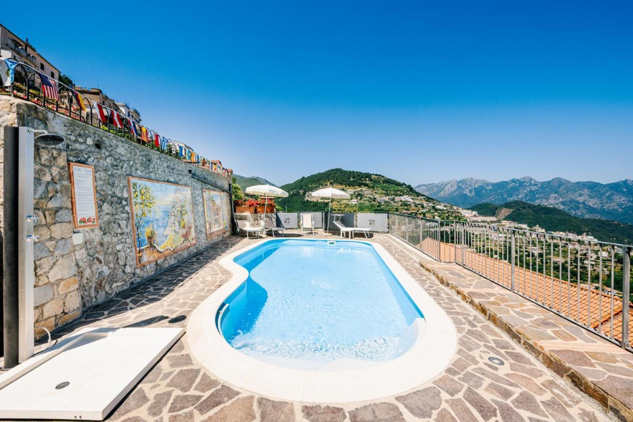 Appartamento Anna In Villa Laura Scala Exterior foto